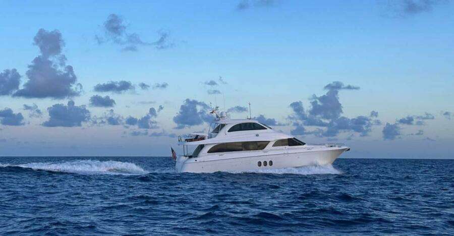 SAPPHIRE 72ft Hatteras Yacht For Sale