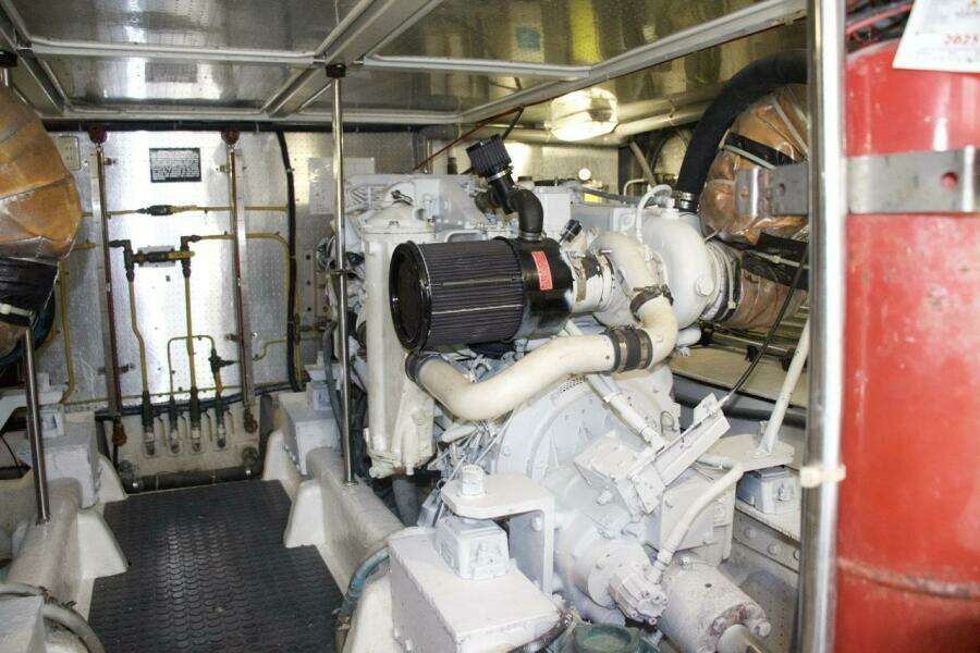 62ft McKinna Yacht For Sale