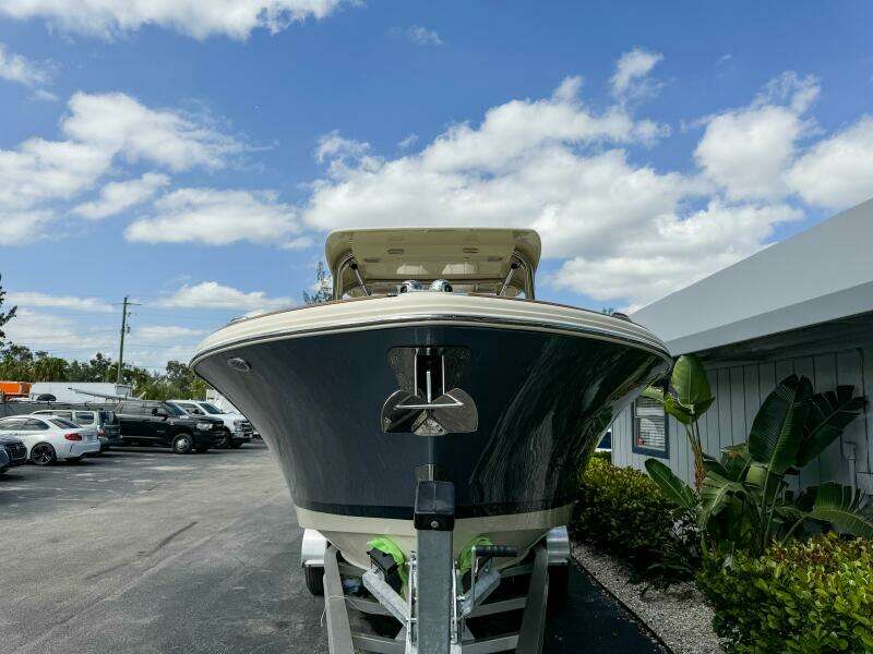 28 Calypso 28ft Chris Craft Yacht For Sale