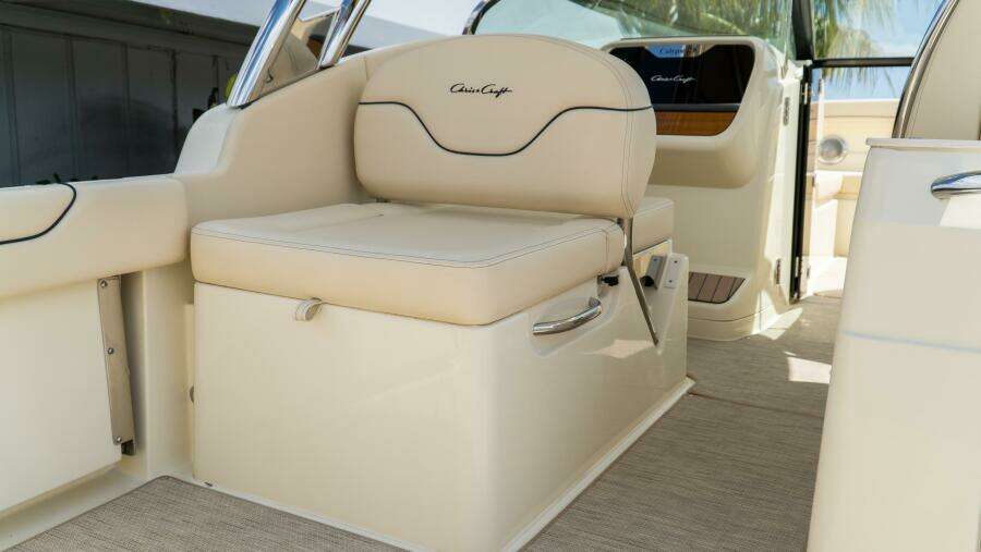 28 Calypso 28ft Chris Craft Yacht For Sale