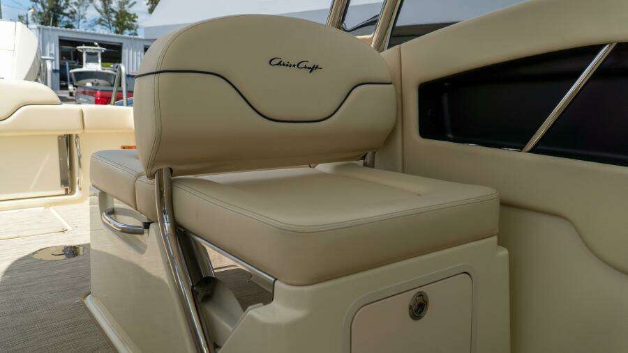 28 Calypso 28ft Chris Craft Yacht For Sale