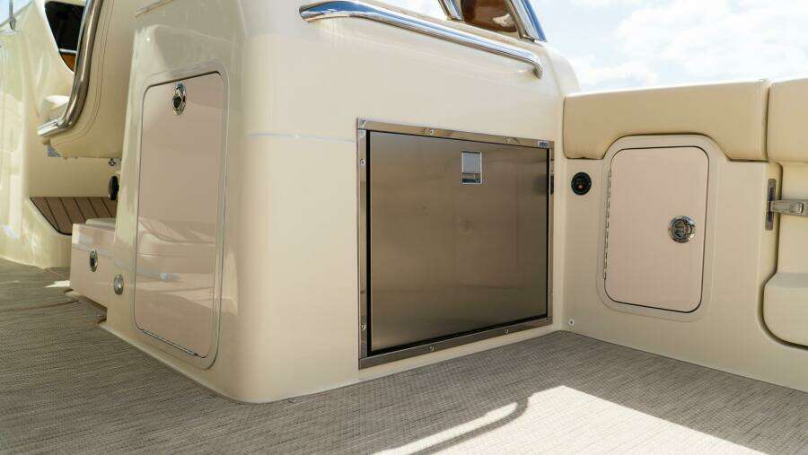 28 Calypso 28ft Chris Craft Yacht For Sale