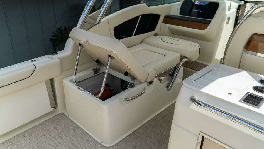 28 Calypso 28ft Chris Craft Yacht For Sale