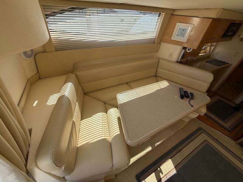 Vida Boa 35ft Carver Yacht For Sale