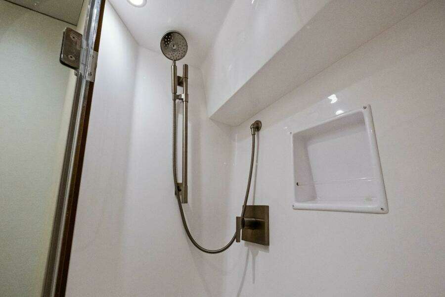 2012 82 Viking Convertible - Lady Di 2012 82 Viking Convertible - Lady Di