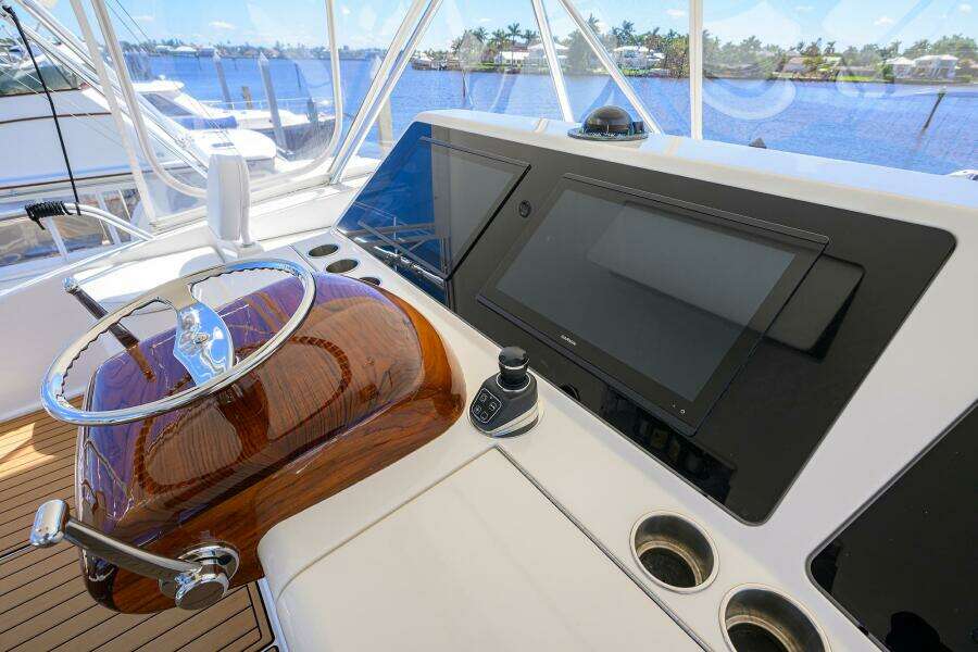 Viking 54 Day Sea - Flybridge