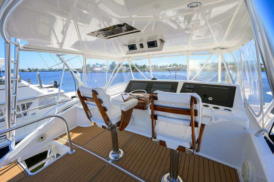 Viking 54 Day Sea - Flybridge