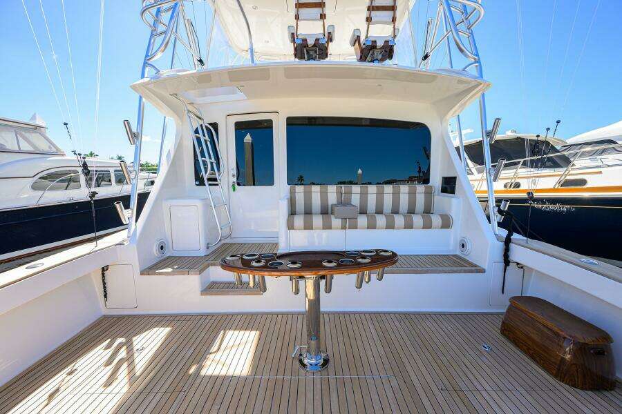 Viking 54 Day Sea - Cockpit