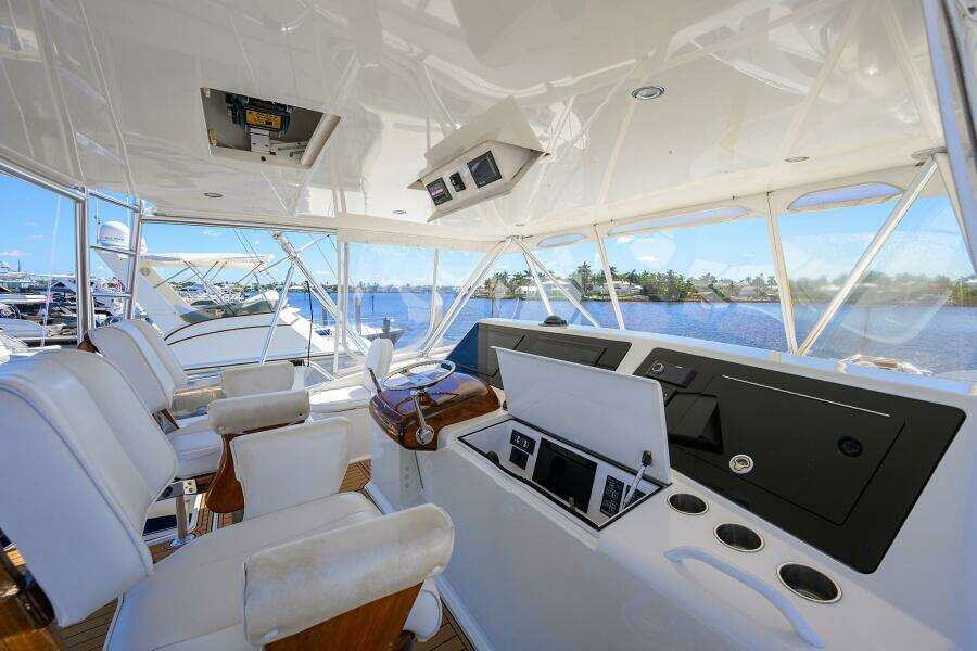 Viking 54 Day Sea - Flybridge
