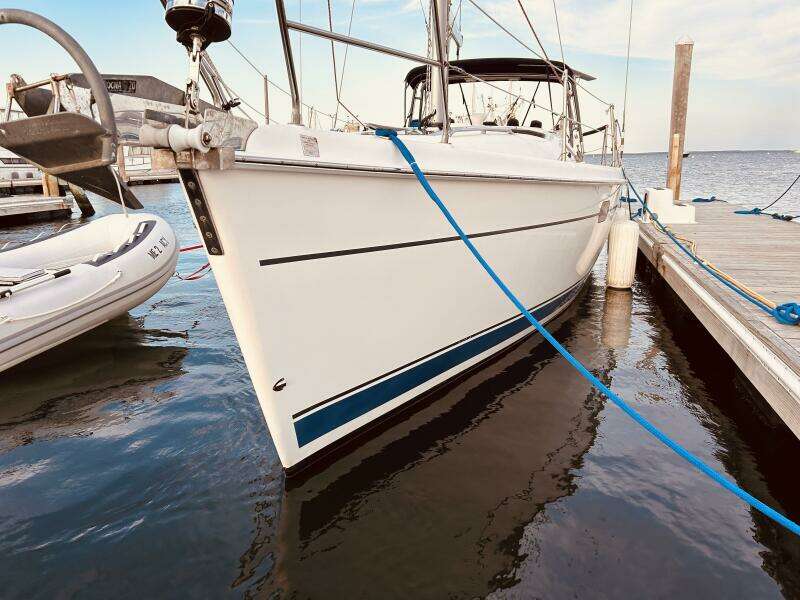 Happy Ours 38ft Hunter Yacht For Sale