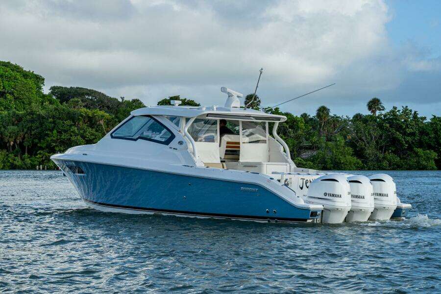 36ft Pursuit Yacht For Sale