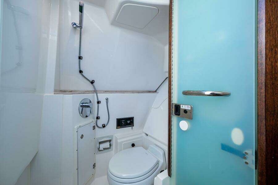 36ft Pursuit Yacht For Sale