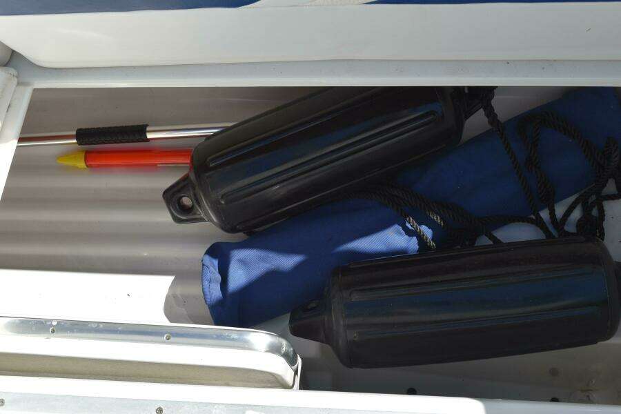 33ft Formula Yacht For Sale