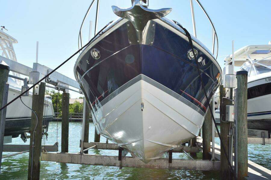 33ft Formula Yacht For Sale