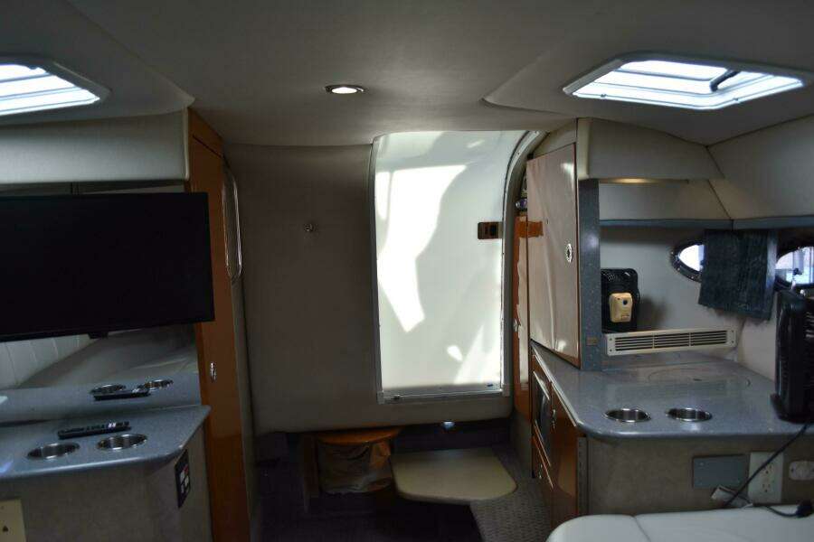 33ft Formula Yacht For Sale
