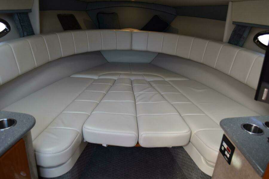 33ft Formula Yacht For Sale