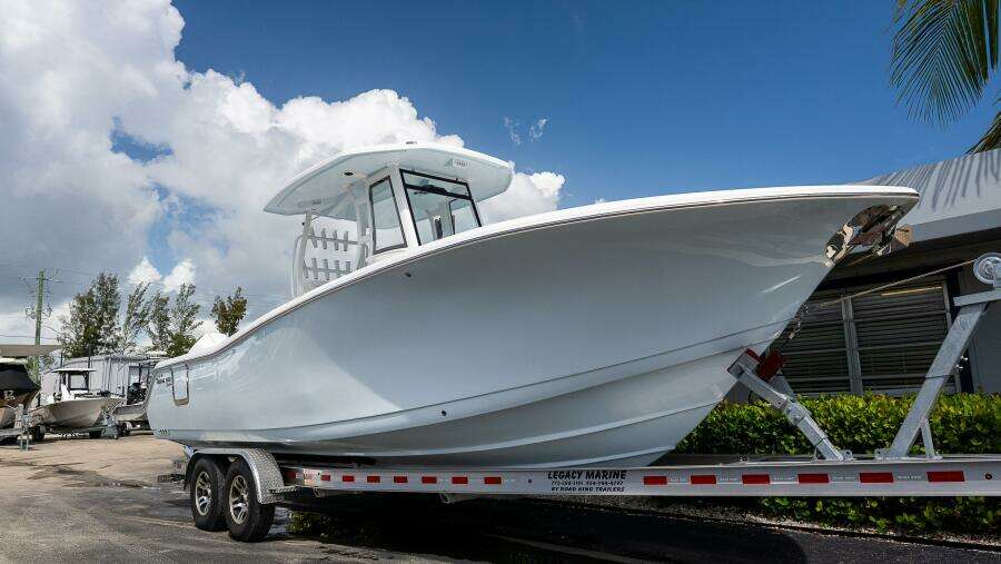 282 CC Adventure 28ft Tidewater Yacht For Sale