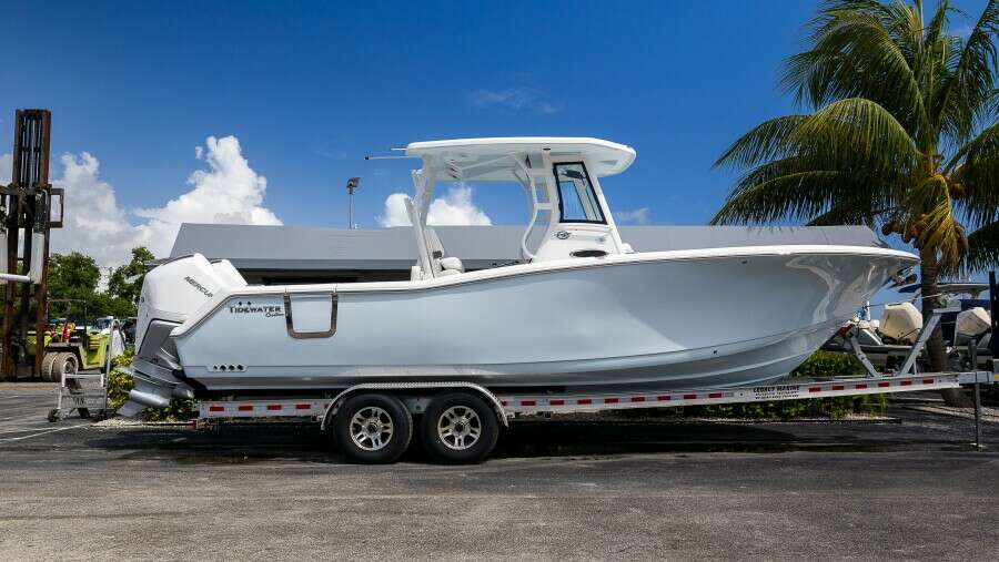 282 CC Adventure 28ft Tidewater Yacht For Sale