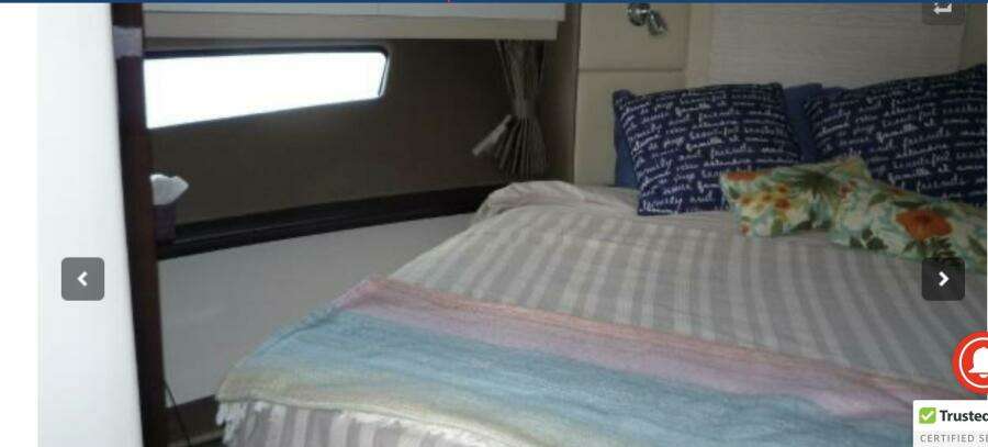 37ft Carver Yacht For Sale
