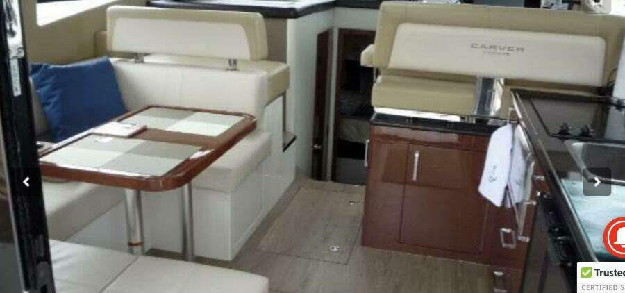 37ft Carver Yacht For Sale