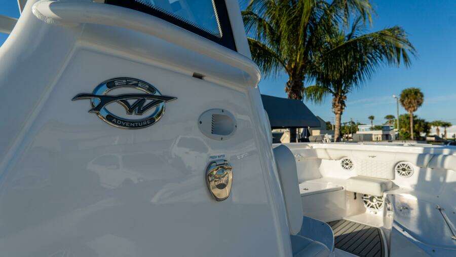 272 CC Adventure 27ft Tidewater Yacht For Sale