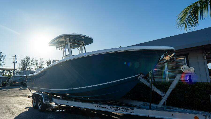 272 CC Adventure 27ft Tidewater Yacht For Sale