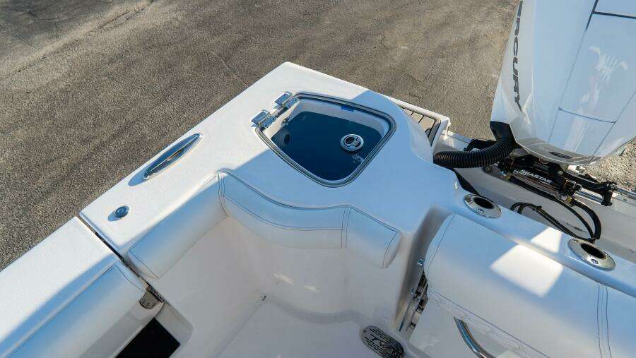 272 CC Adventure 27ft Tidewater Yacht For Sale