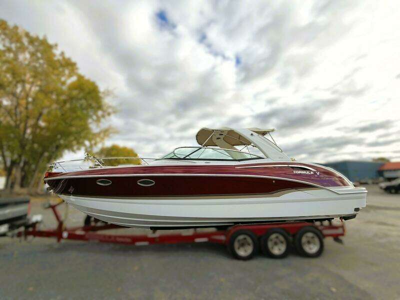 TIME OFF 31ft Formula Yacht For Sale