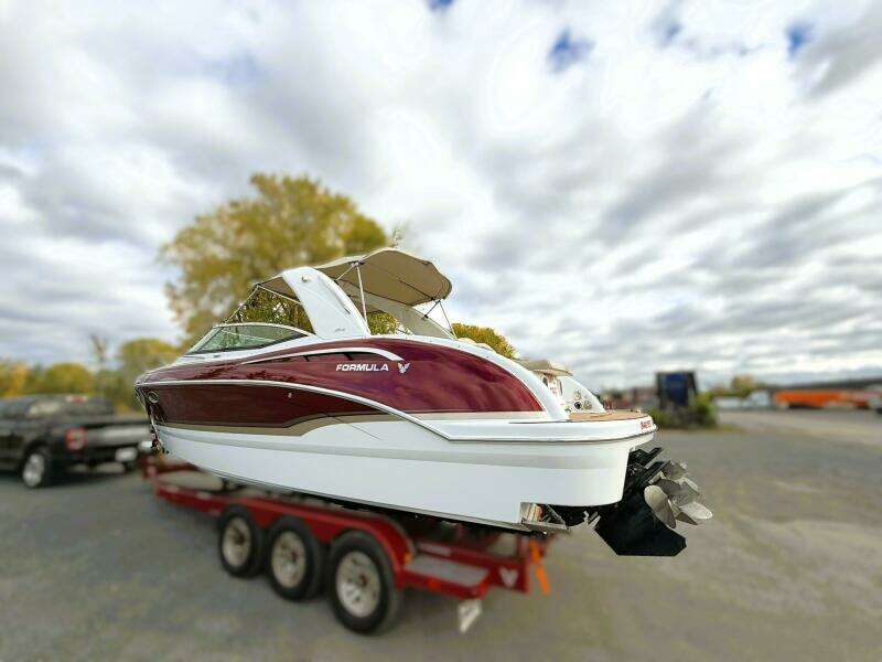 TIME OFF 31ft Formula Yacht For Sale