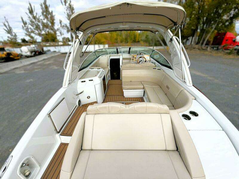 TIME OFF 31ft Formula Yacht For Sale