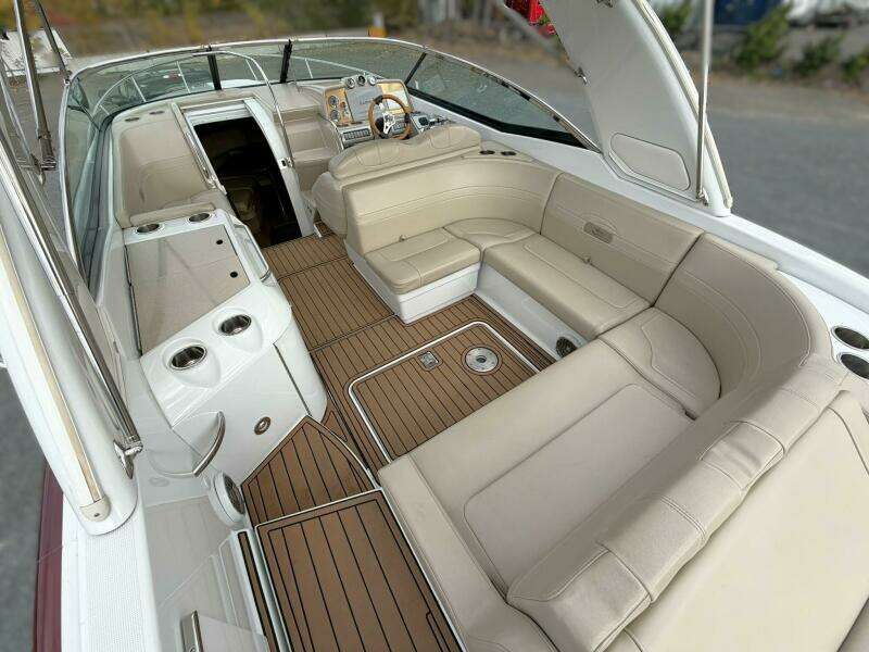 TIME OFF 31ft Formula Yacht For Sale