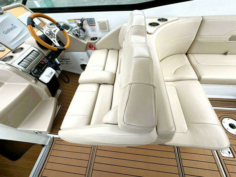 TIME OFF 31ft Formula Yacht For Sale