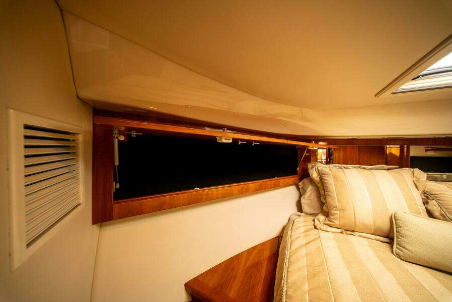 Noble One 50ft Riviera Yacht For Sale
