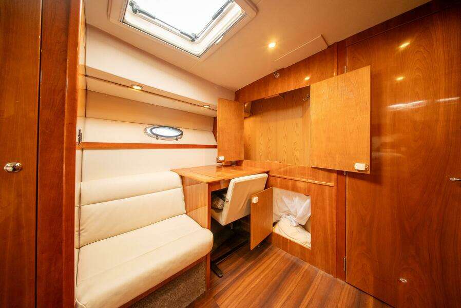 Noble One 50ft Riviera Yacht For Sale