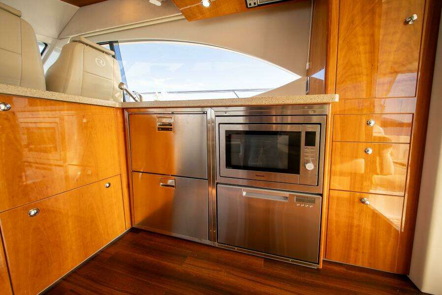 Noble One 50ft Riviera Yacht For Sale