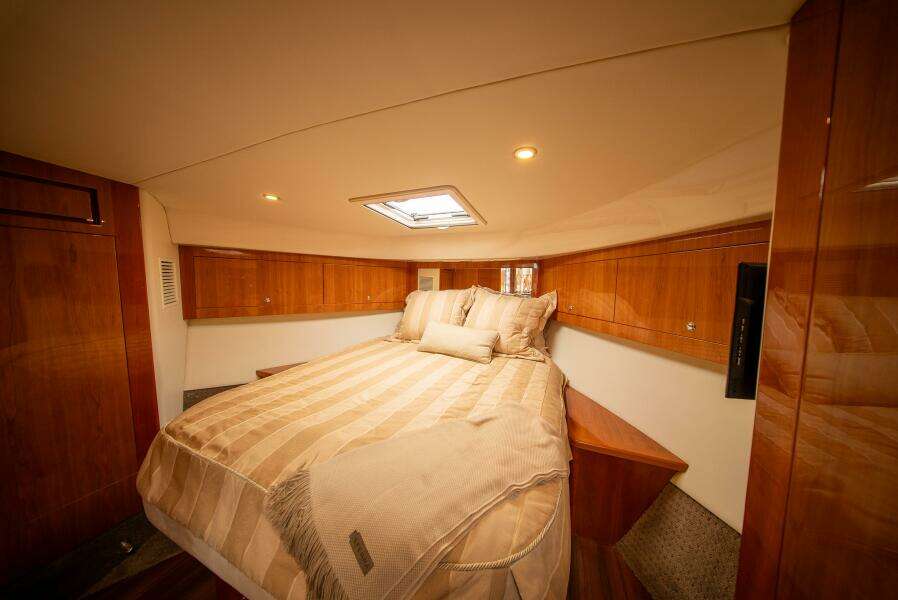 Noble One 50ft Riviera Yacht For Sale