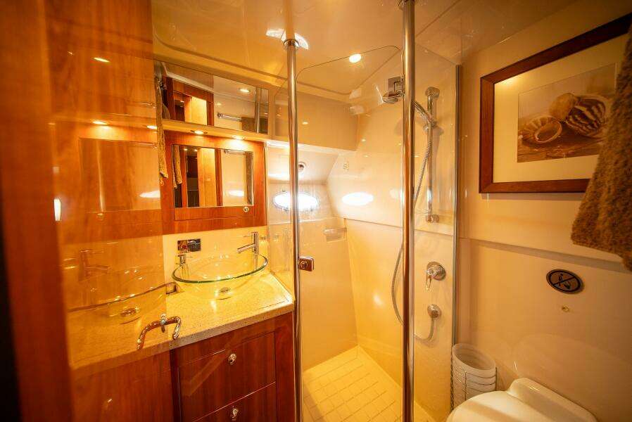 Noble One 50ft Riviera Yacht For Sale