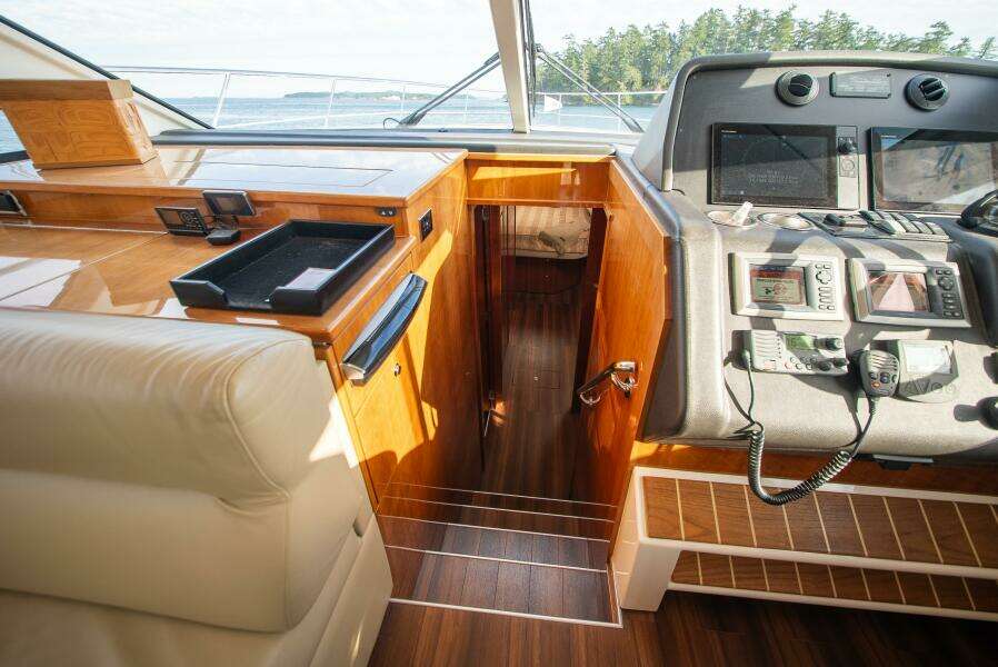 Noble One 50ft Riviera Yacht For Sale