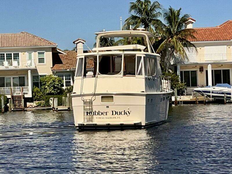 Rubber Ducky 48ft Hatteras Yacht For Sale