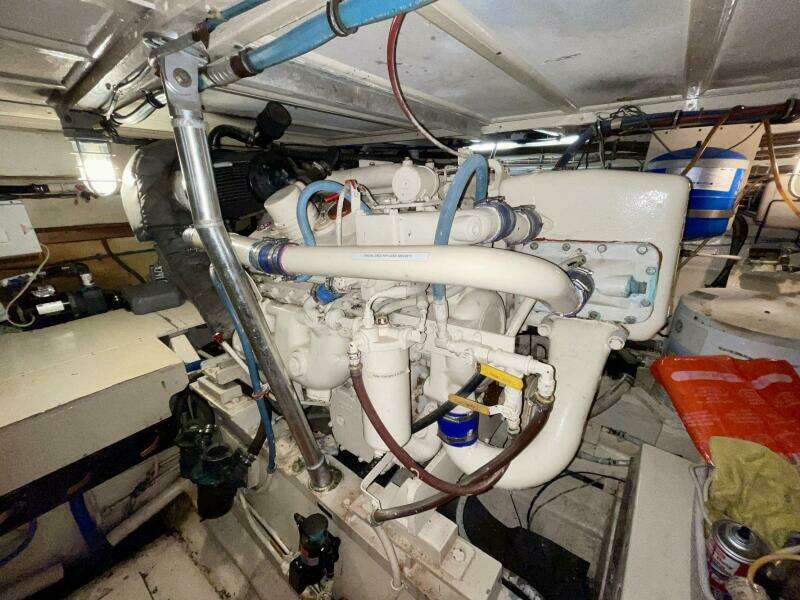 48ft Hatteras Yacht For Sale