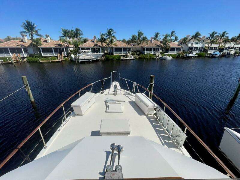 48ft Hatteras Yacht For Sale