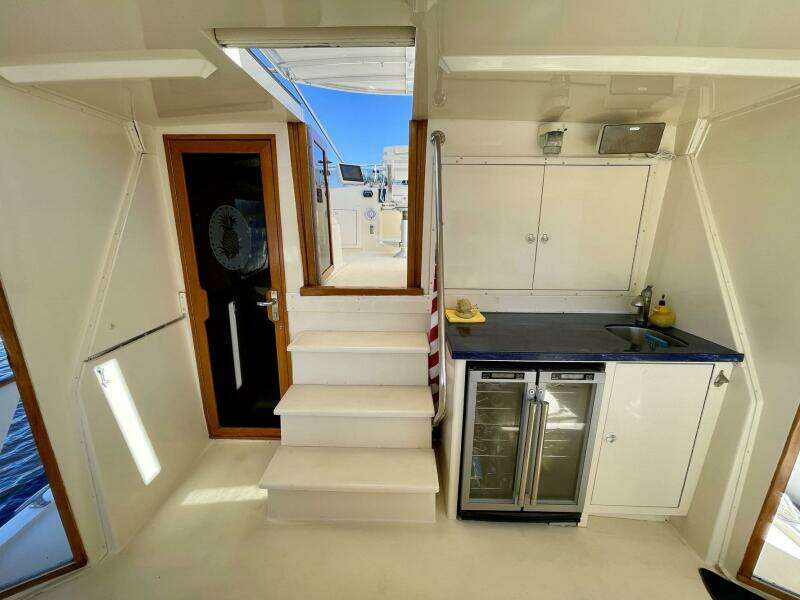 48ft Hatteras Yacht For Sale