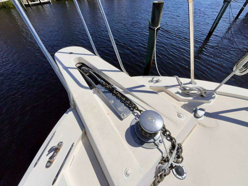 Rubber Ducky 48ft Hatteras Yacht For Sale