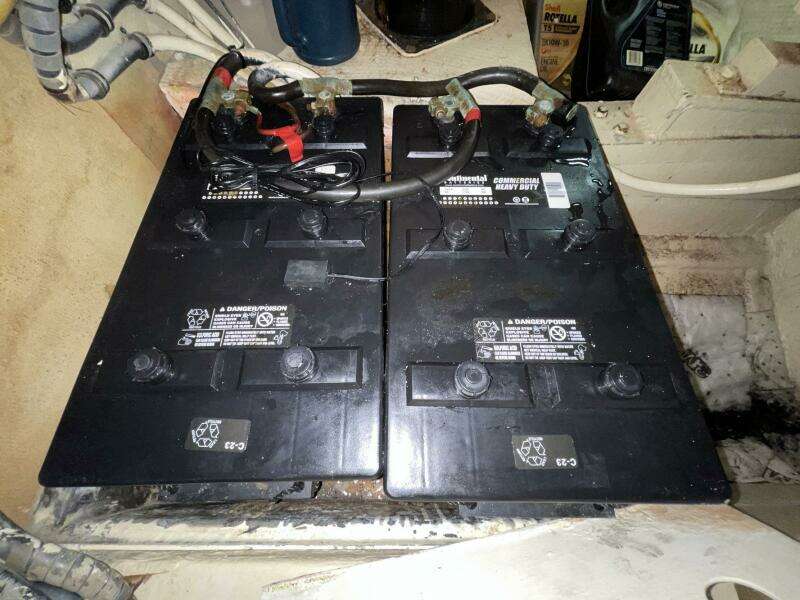 Rubber Ducky 48ft Hatteras Yacht For Sale