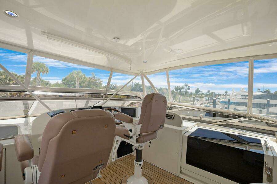 HER ENDEAVOUR 69ft Marquis Yacht For Sale