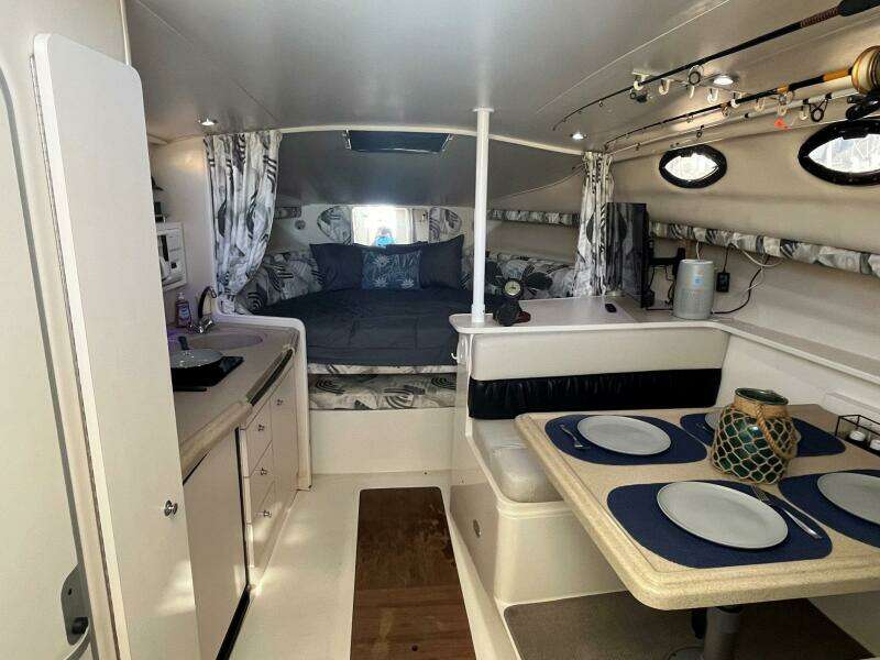 Equalizer 33ft Wellcraft Yacht For Sale