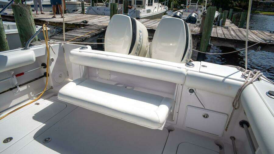 Just 4 Fun 32ft Pro Line Yacht For Sale