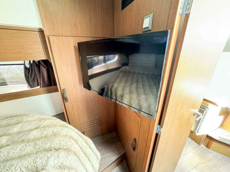 36ft Beneteau Yacht For Sale