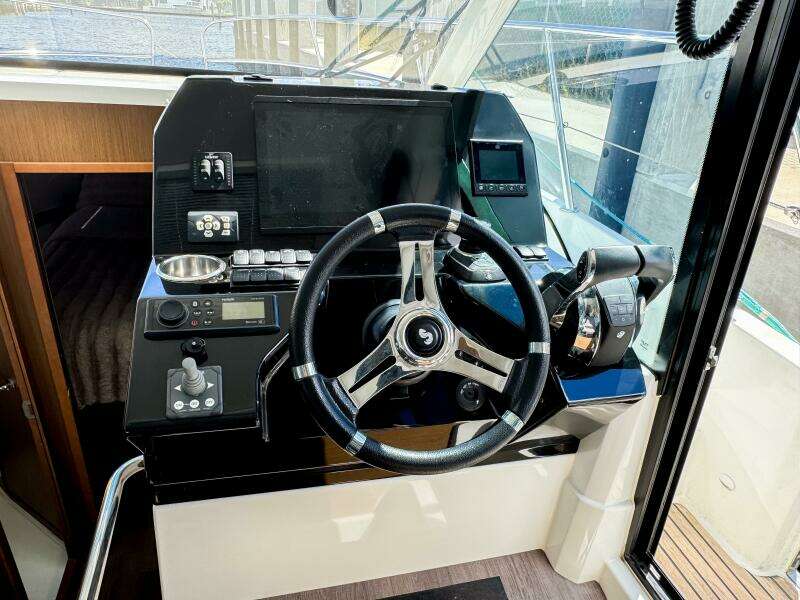 36ft Beneteau Yacht For Sale