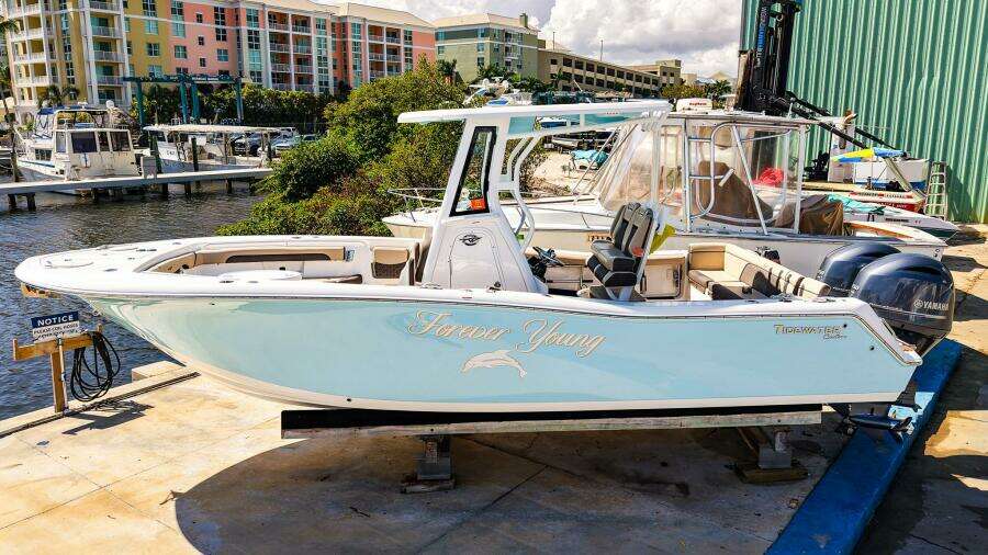 25ft Tidewater Yacht For Sale